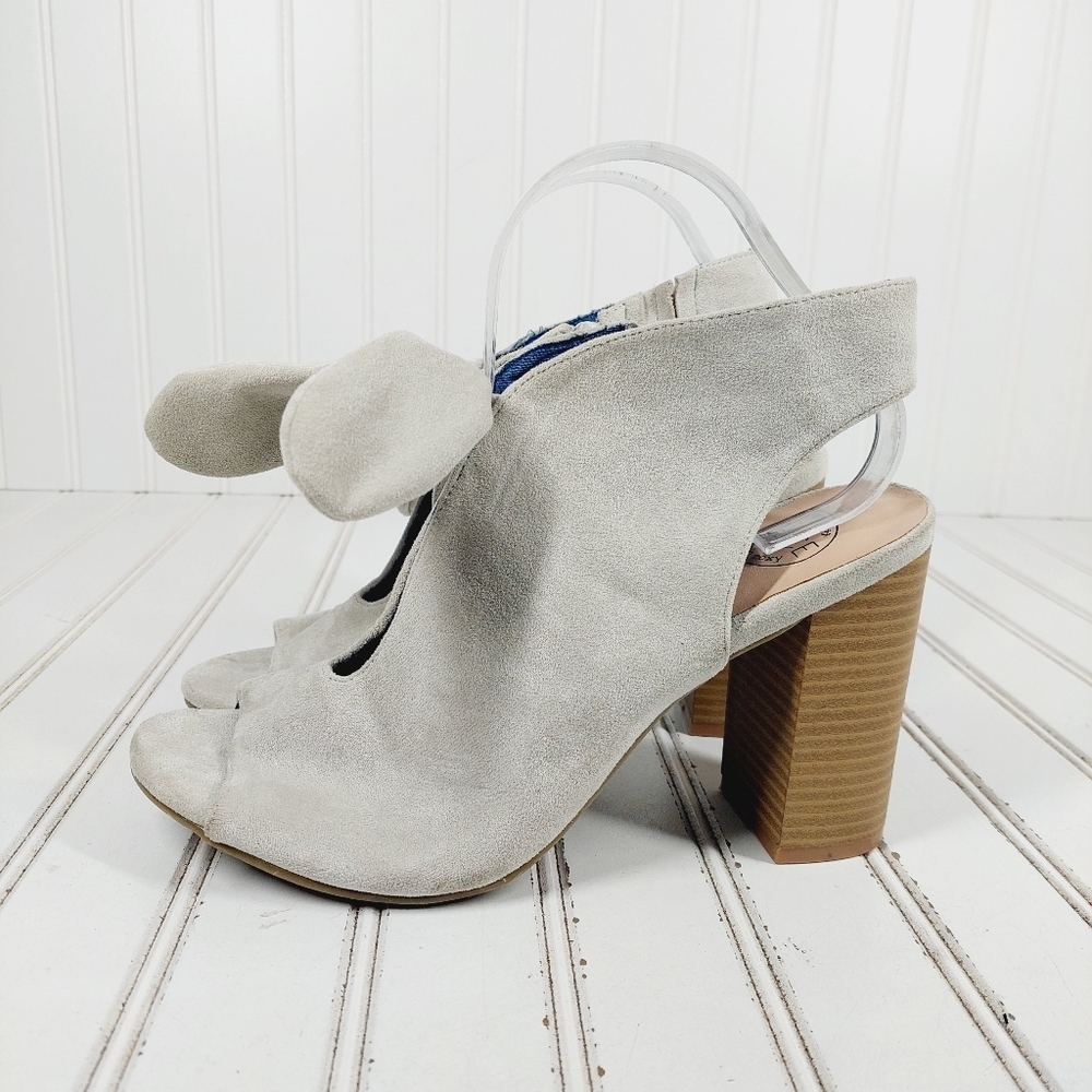 New Dolce by Mojo Moxy Block High Heel Open Toe Bow Grey Booties F74
